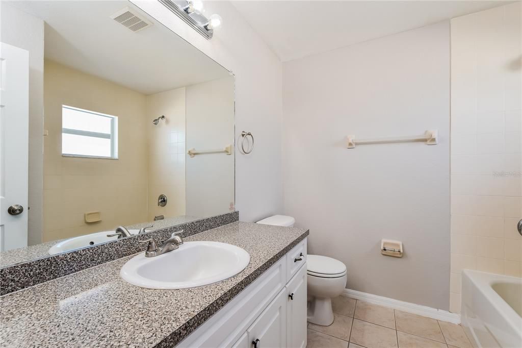 Active With Contract: $1,790 (3 beds, 2 baths, 1332 Square Feet)