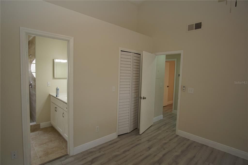 For Rent: $1,650 (2 beds, 2 baths, 1066 Square Feet)