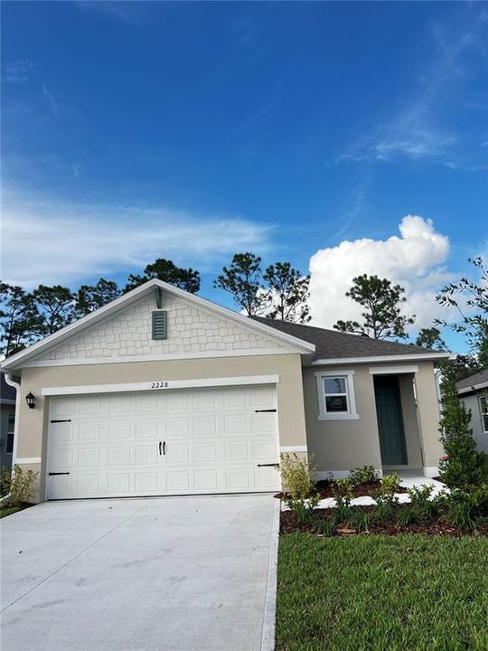 Recently Sold: $387,990 (3 beds, 2 baths, 1504 Square Feet)