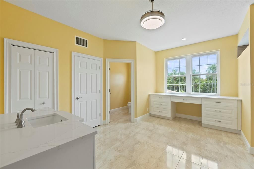 Master Bathroom 2nd Floor