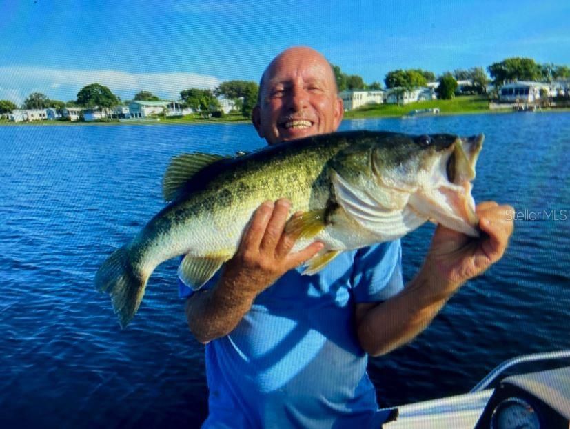 The fishing is great in Saddlebag Lake!