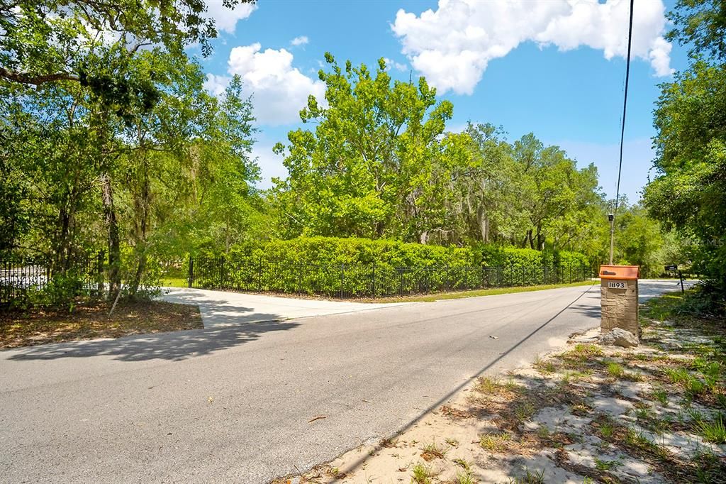 For Sale: $575,000 (3 beds, 2 baths, 1788 Square Feet)