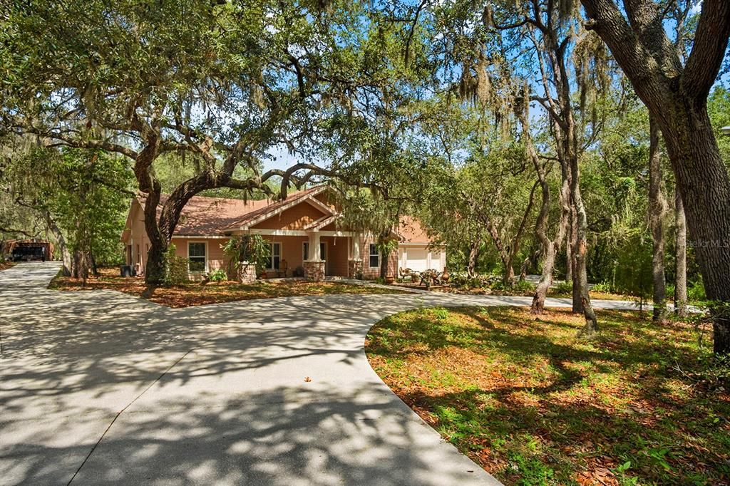 For Sale: $575,000 (3 beds, 2 baths, 1788 Square Feet)