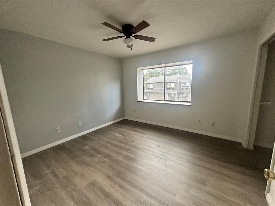 For Rent: $1,050 (2 beds, 1 baths, 1178 Square Feet)