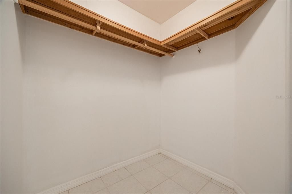 owner's walk-in closet