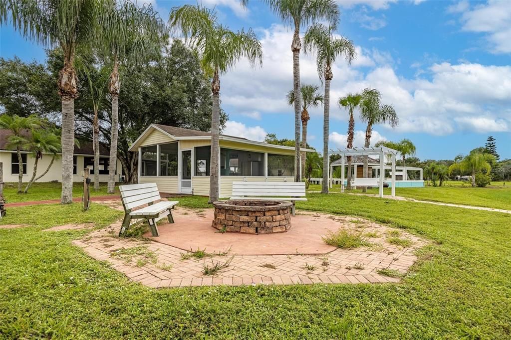 Enclosed tiki with kitchen