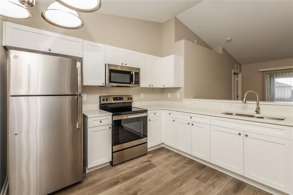 For Rent: $2,010 (3 beds, 2 baths, 1281 Square Feet)