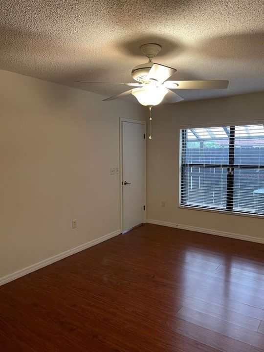 For Rent: $1,375 (2 beds, 2 baths, 1038 Square Feet)