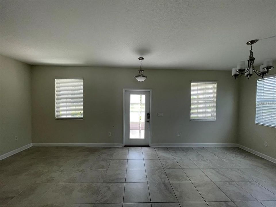 Active With Contract: $2,700 (3 beds, 2 baths, 1717 Square Feet)