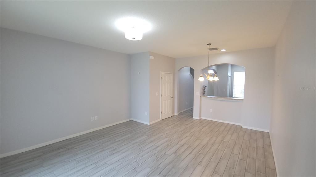 For Rent: $1,799 (2 beds, 2 baths, 1120 Square Feet)