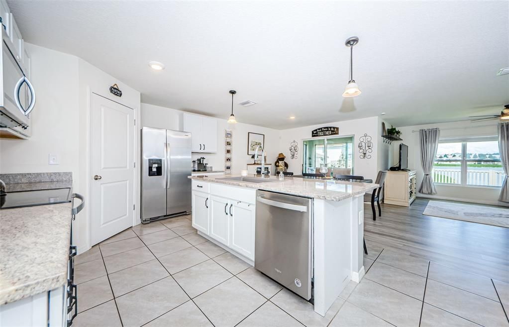 Active With Contract: $359,900 (4 beds, 2 baths, 1846 Square Feet)