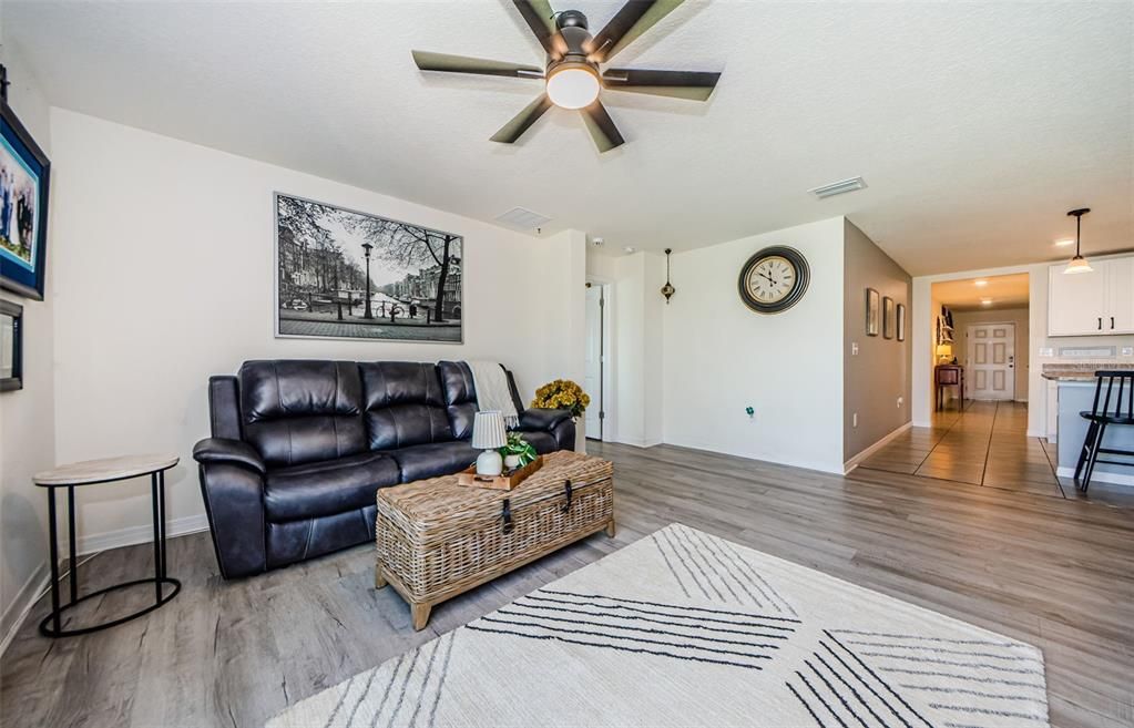 Active With Contract: $359,900 (4 beds, 2 baths, 1846 Square Feet)