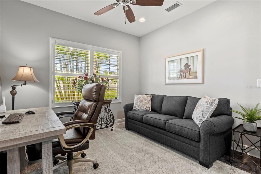 Active With Contract: $469,900 (2 beds, 2 baths, 1439 Square Feet)