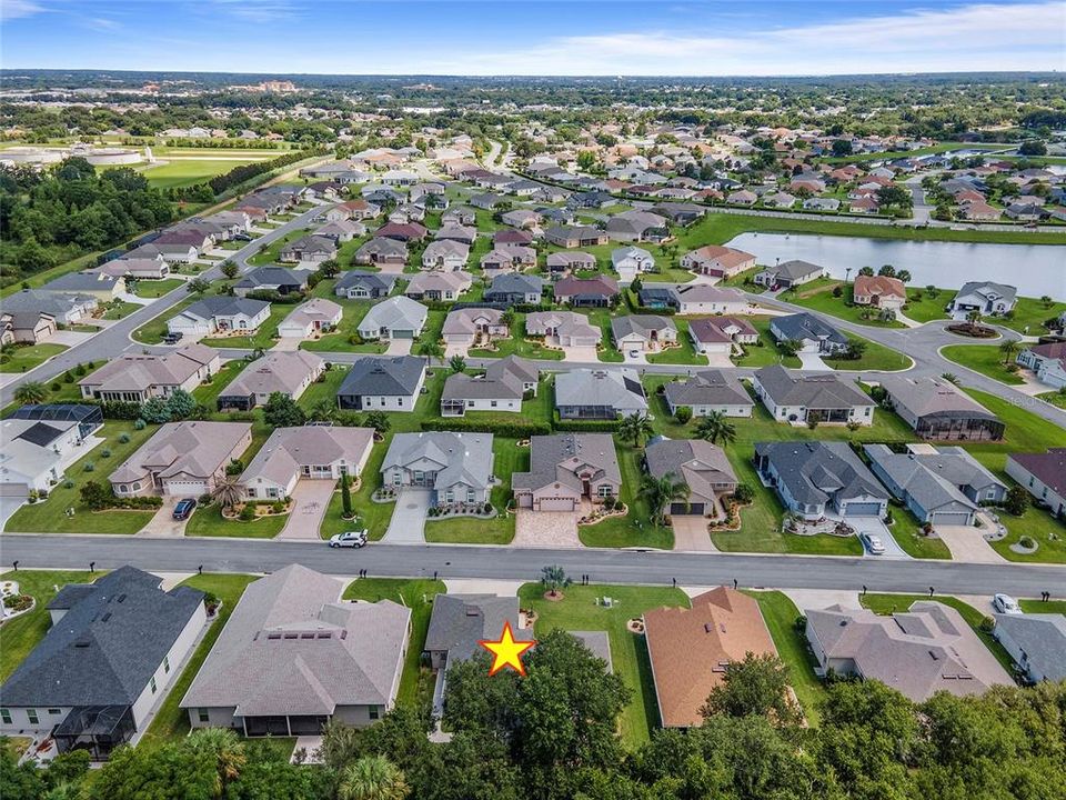 Active With Contract: $384,900 (3 beds, 2 baths, 1389 Square Feet)