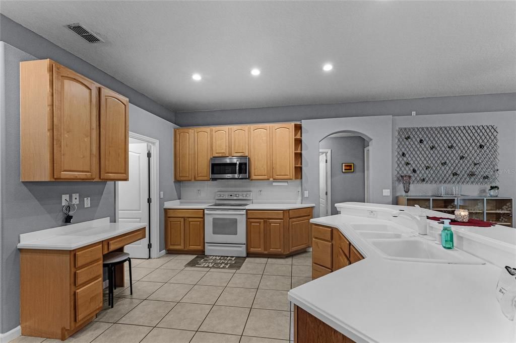 Formal dinning room with tray ceiling