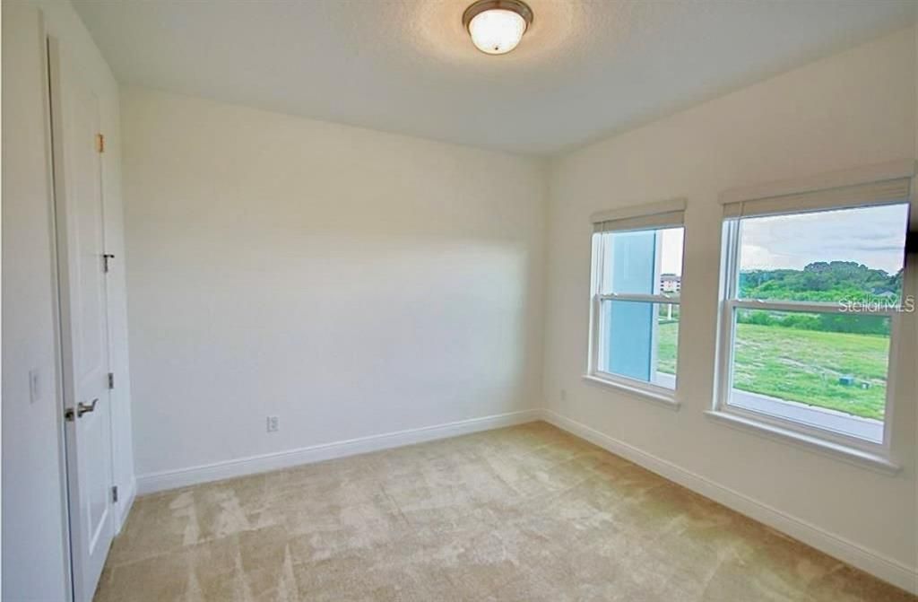 Active With Contract: $2,950 (3 beds, 2 baths, 1789 Square Feet)