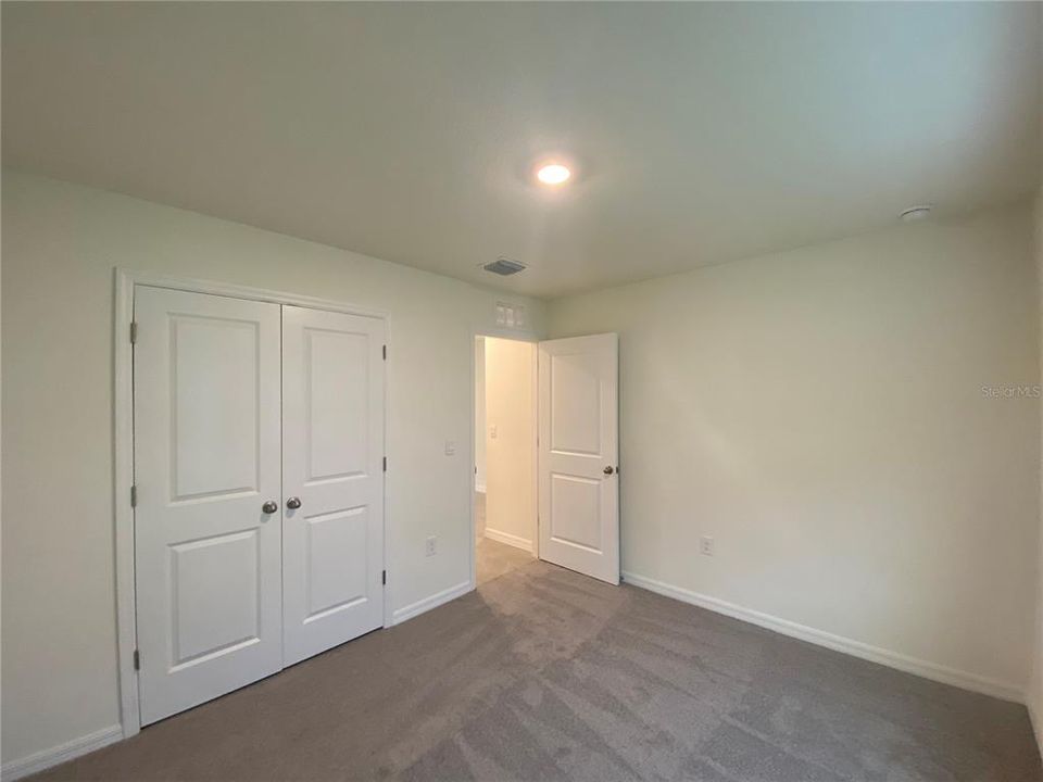 For Rent: $2,195 (4 beds, 3 baths, 2340 Square Feet)