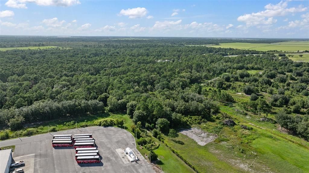 На продажу: $64,900 (1.52 acres)