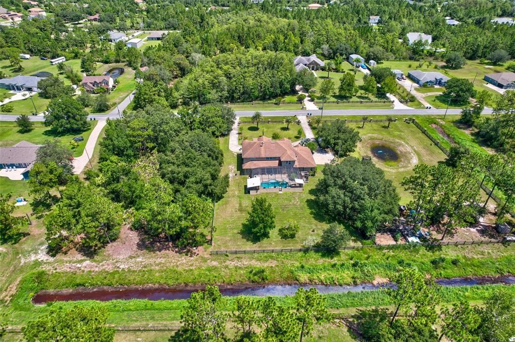 На продажу: $175,000 (1.04 acres)