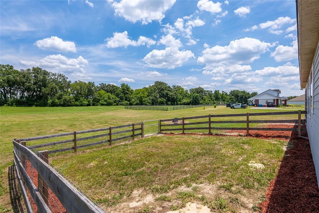 For Sale: $725,000 (4 beds, 3 baths, 3100 Square Feet)