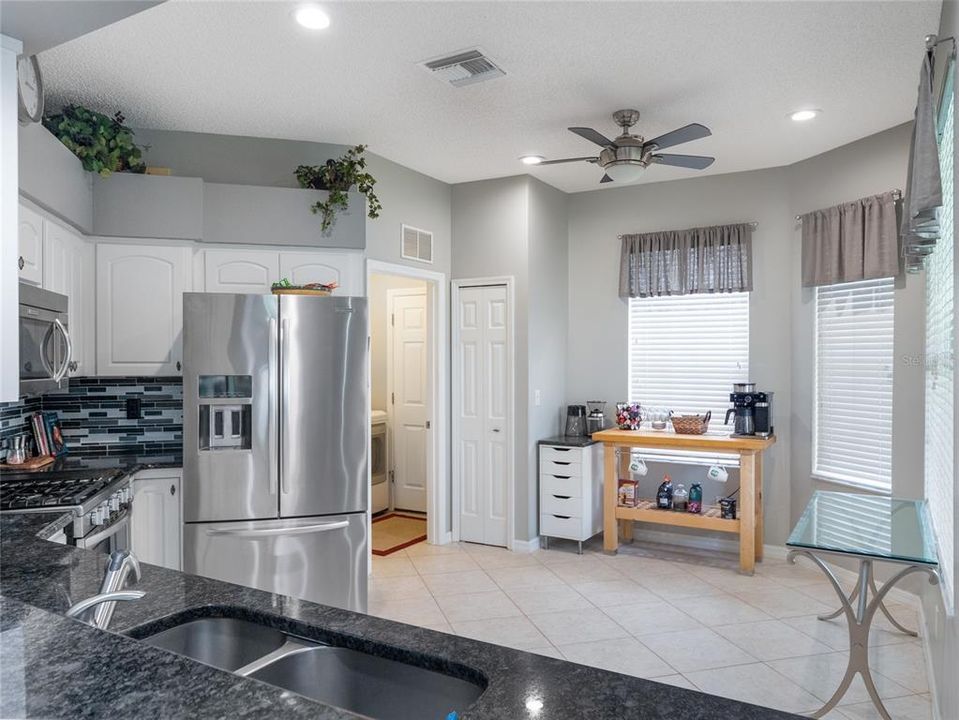 For Sale: $332,500 (3 beds, 2 baths, 1591 Square Feet)