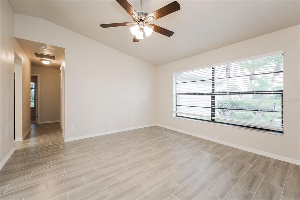 For Rent: $2,285 (3 beds, 2 baths, 1200 Square Feet)