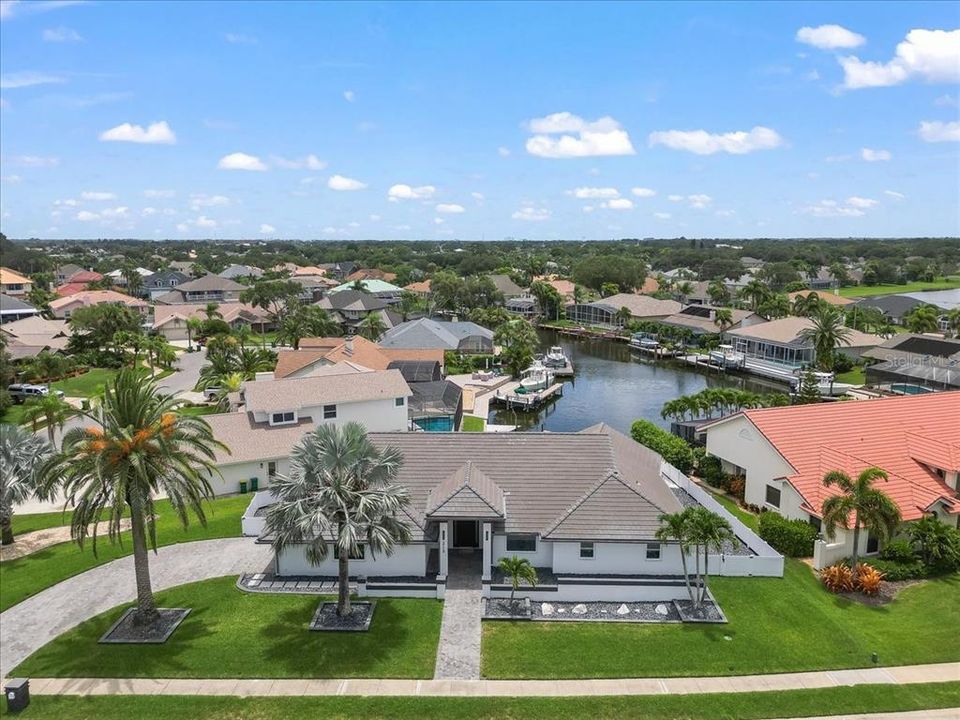 For Sale: $1,360,000 (4 beds, 2 baths, 2517 Square Feet)