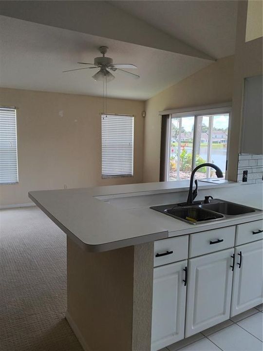 For Rent: $2,400 (3 beds, 2 baths, 1450 Square Feet)