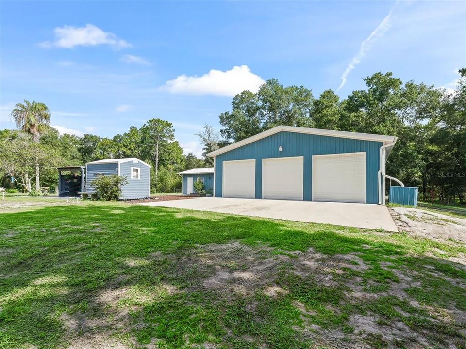 For Sale: $495,000 (3 beds, 2 baths, 1404 Square Feet)