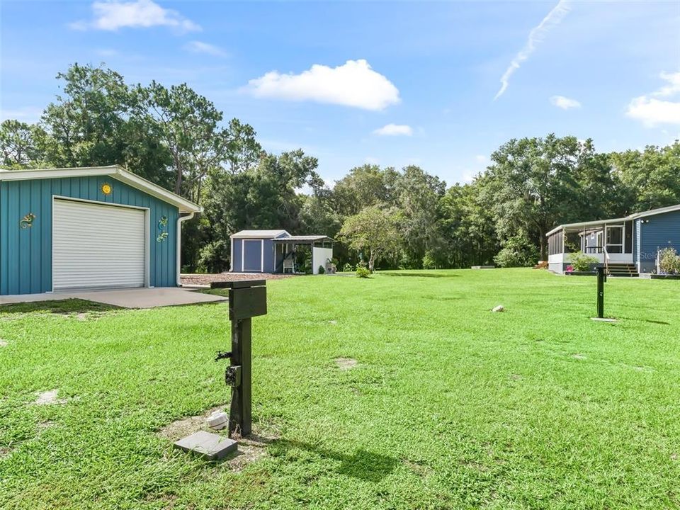 For Sale: $495,000 (3 beds, 2 baths, 1404 Square Feet)