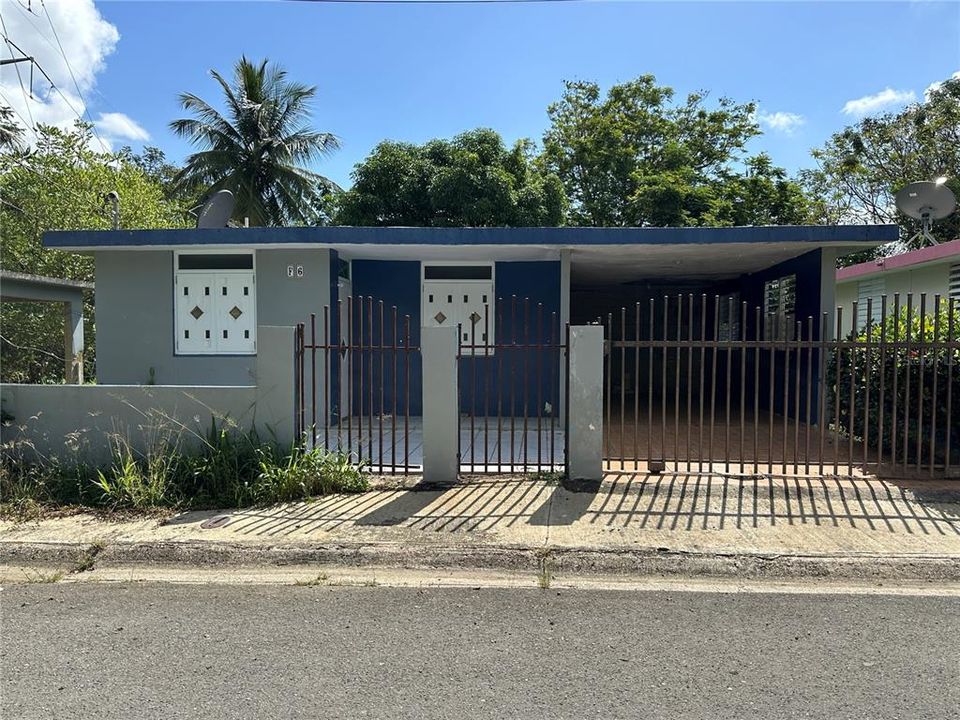 Vendido Recientemente: $74,900 (2 camas, 1 baños, 850 Pies cuadrados)