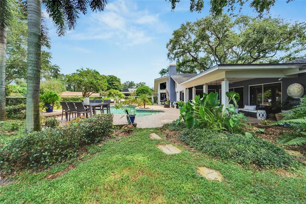 Active With Contract: $1,100,000 (4 beds, 3 baths, 2701 Square Feet)