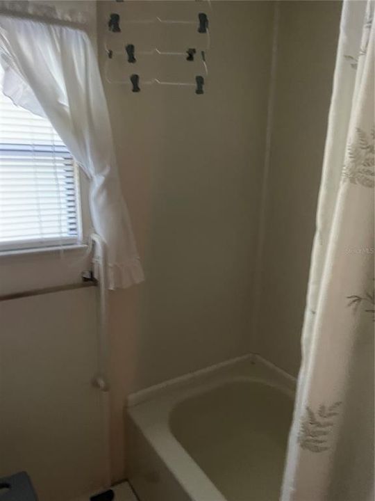 Active With Contract: $124,900 (2 beds, 2 baths, 1248 Square Feet)