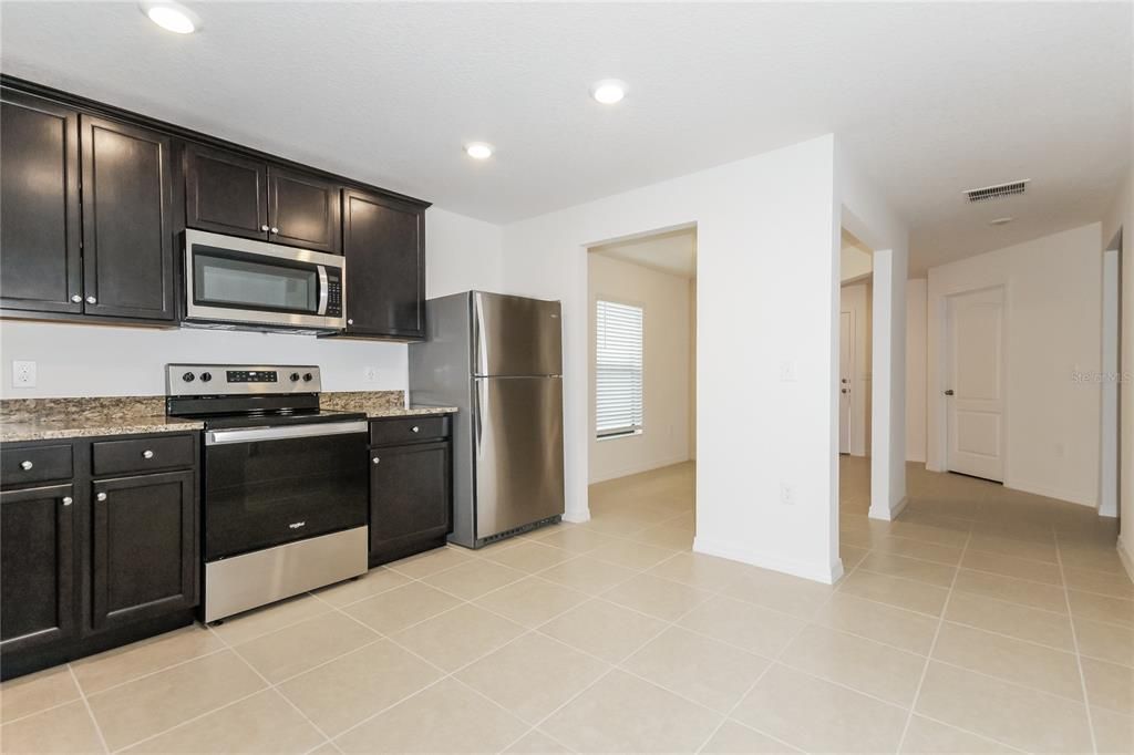 Active With Contract: $1,980 (3 beds, 2 baths, 1541 Square Feet)