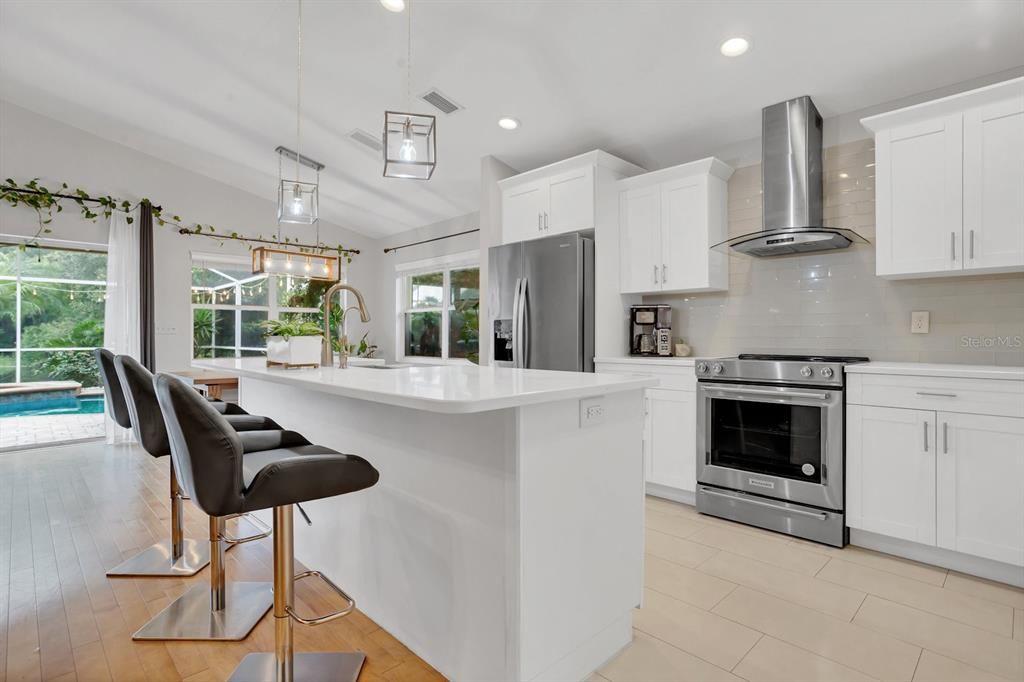 Active With Contract: $599,000 (3 beds, 3 baths, 1735 Square Feet)