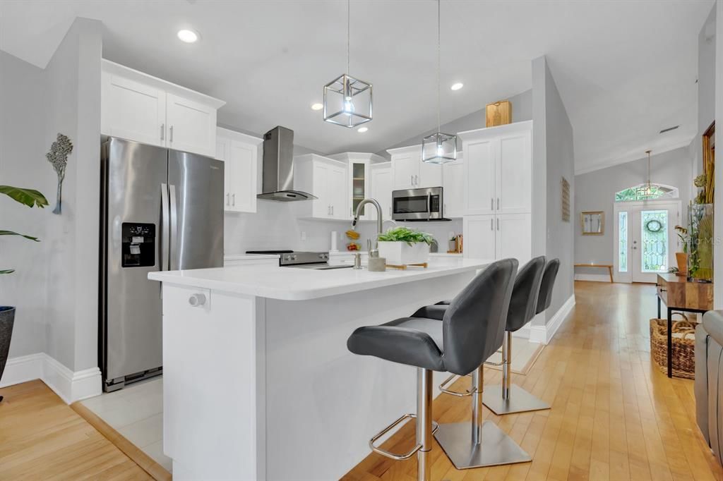 Active With Contract: $599,000 (3 beds, 3 baths, 1735 Square Feet)