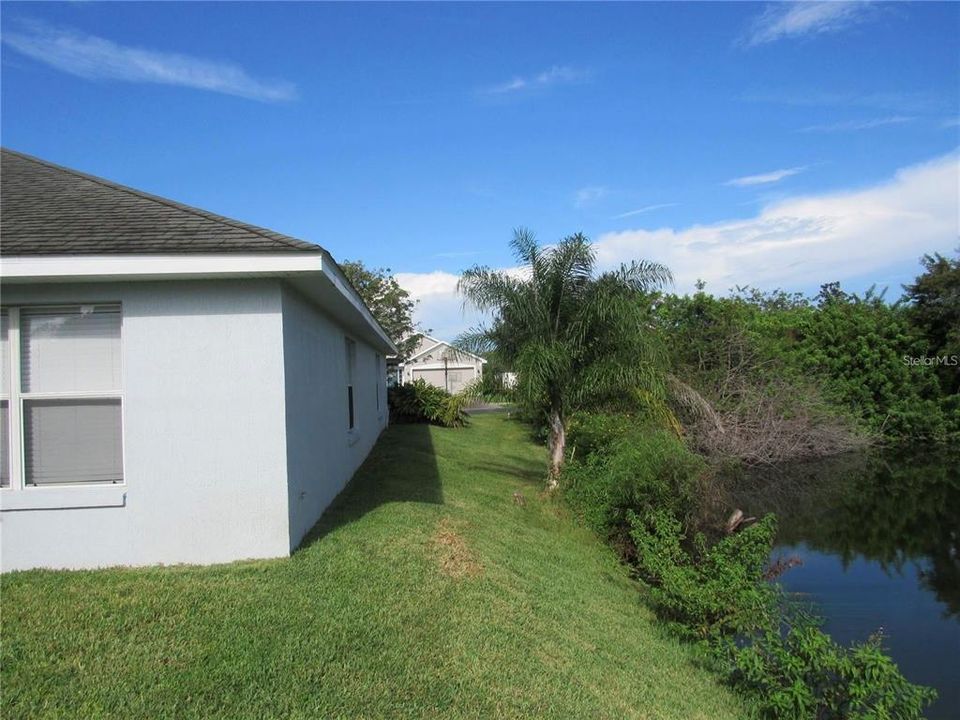 Active With Contract: $1,900 (4 beds, 2 baths, 2046 Square Feet)