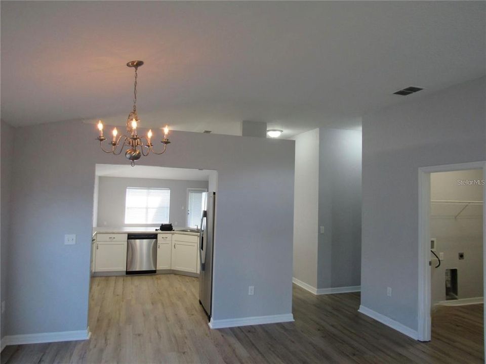 Active With Contract: $1,900 (4 beds, 2 baths, 2046 Square Feet)