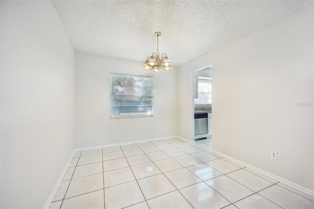 For Sale: $329,900 (3 beds, 2 baths, 1462 Square Feet)