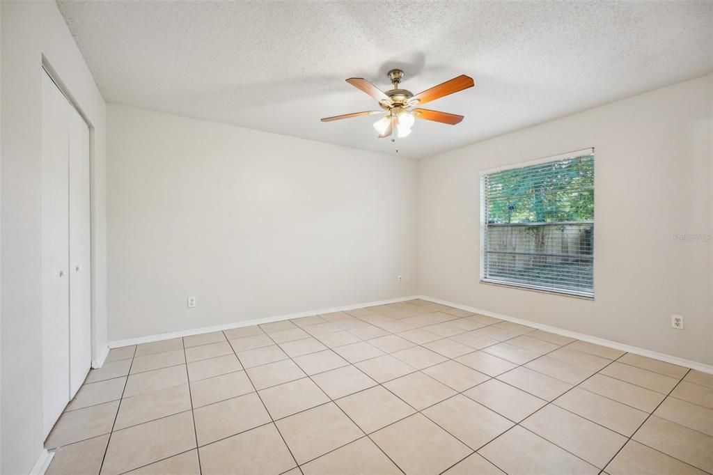 For Sale: $322,500 (3 beds, 2 baths, 1462 Square Feet)