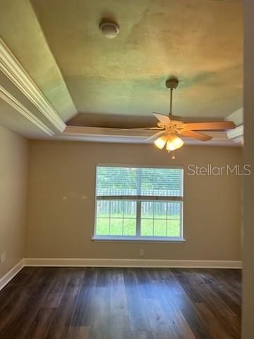 Recently Rented: $2,600 (3 beds, 2 baths, 2006 Square Feet)