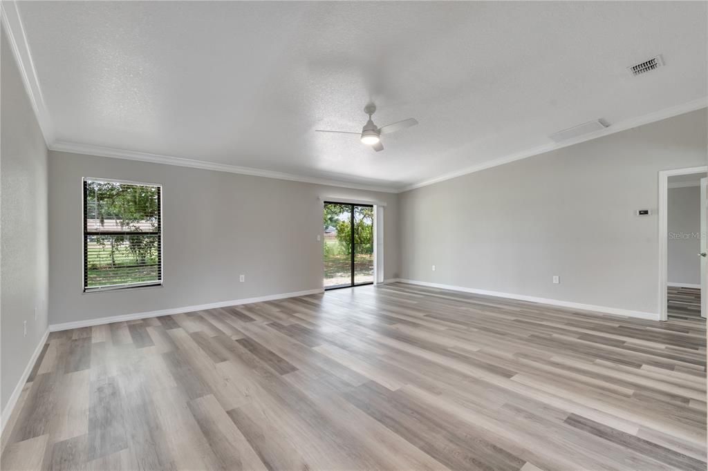 Active With Contract: $2,200 (3 beds, 2 baths, 2005 Square Feet)