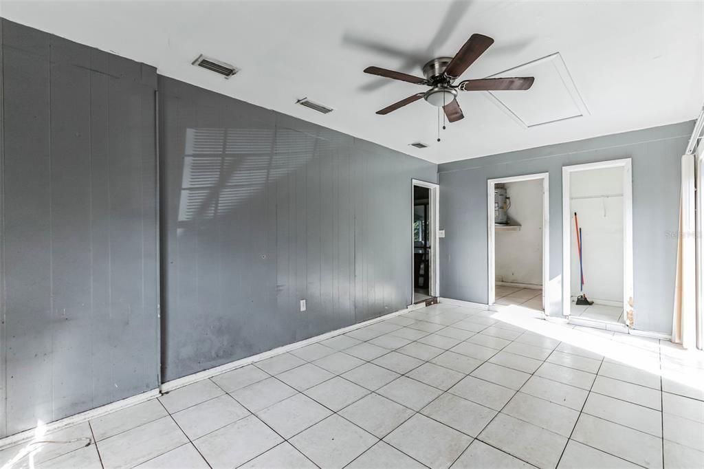 For Sale: $219,000 (4 beds, 2 baths, 1544 Square Feet)