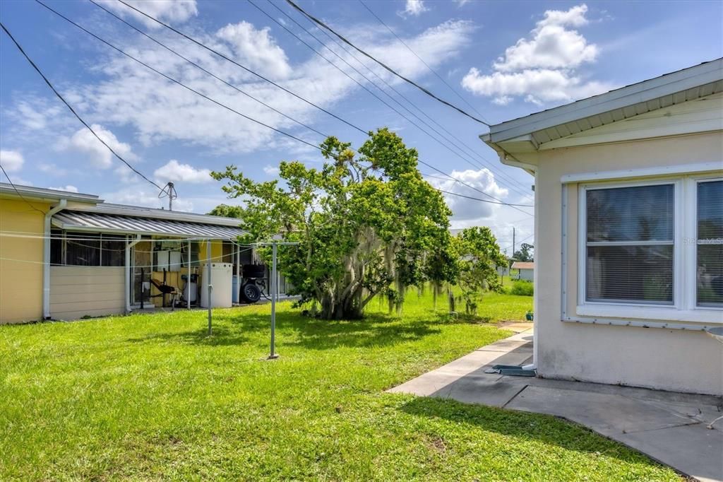 En Venta: $399,000 (0 camas, 0 baños, 1937 Pies cuadrados)