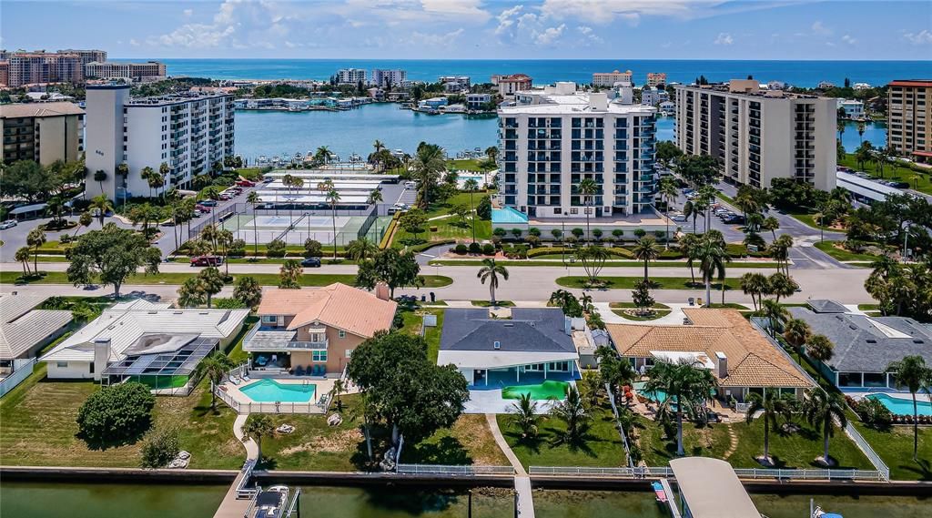 Active With Contract: $1,150,000 (3 beds, 3 baths, 2357 Square Feet)