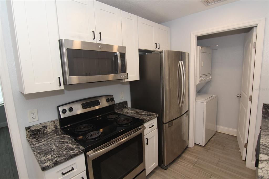 Active With Contract: $265,000 (4 beds, 2 baths, 1457 Square Feet)