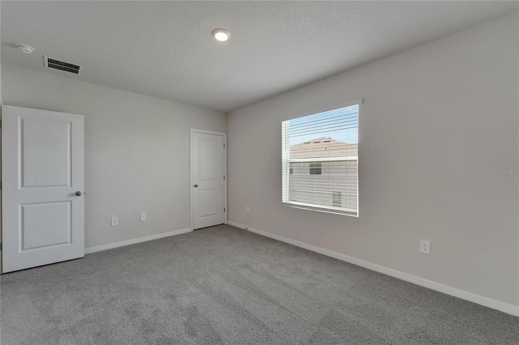 Active With Contract: $2,490 (3 beds, 2 baths, 1674 Square Feet)