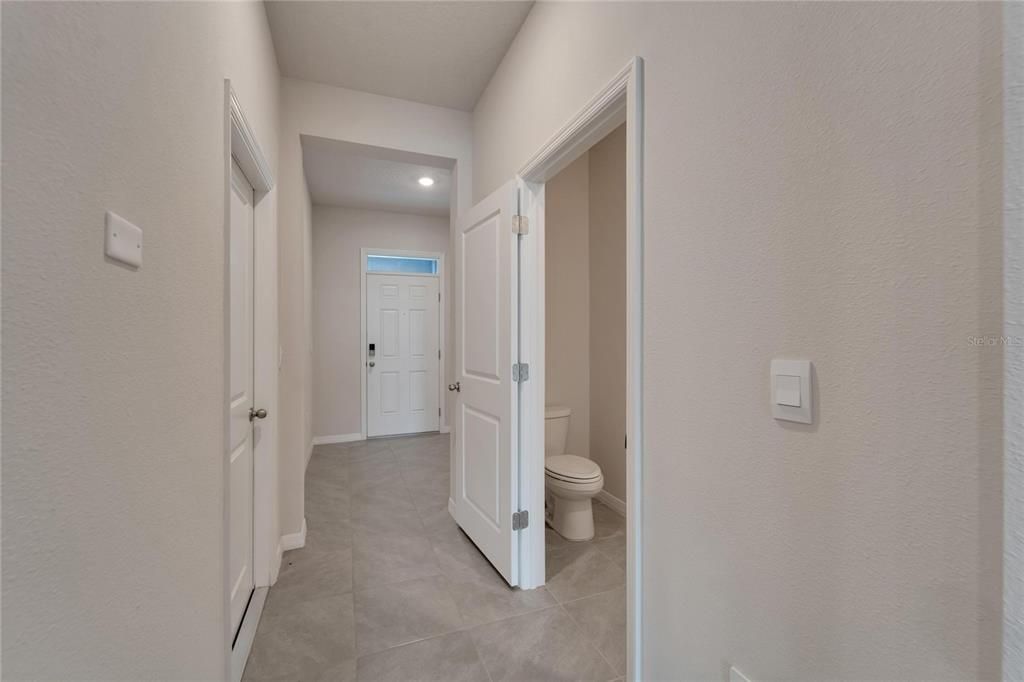 Active With Contract: $2,490 (3 beds, 2 baths, 1674 Square Feet)