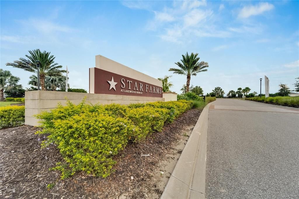 Active With Contract: $2,490 (3 beds, 2 baths, 1674 Square Feet)