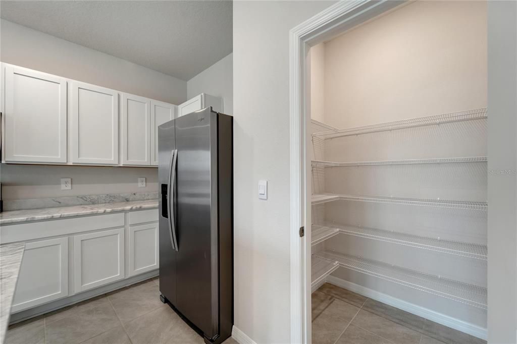 Active With Contract: $2,490 (3 beds, 2 baths, 1674 Square Feet)